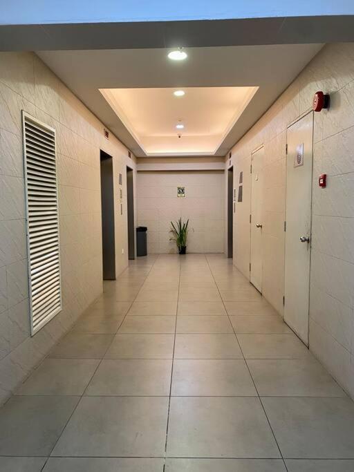 Spacious 3R,2R,Studio 5Min Walk To Time Square,Lalaport, Pool,Gym,Wifi Appartement Kuala Lumpur Buitenkant foto